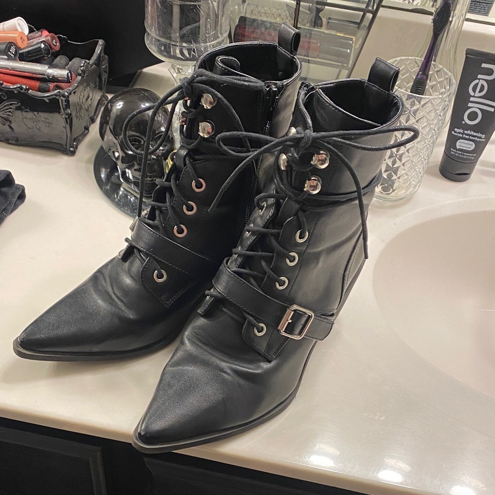 Witchy goth black lace up boots
